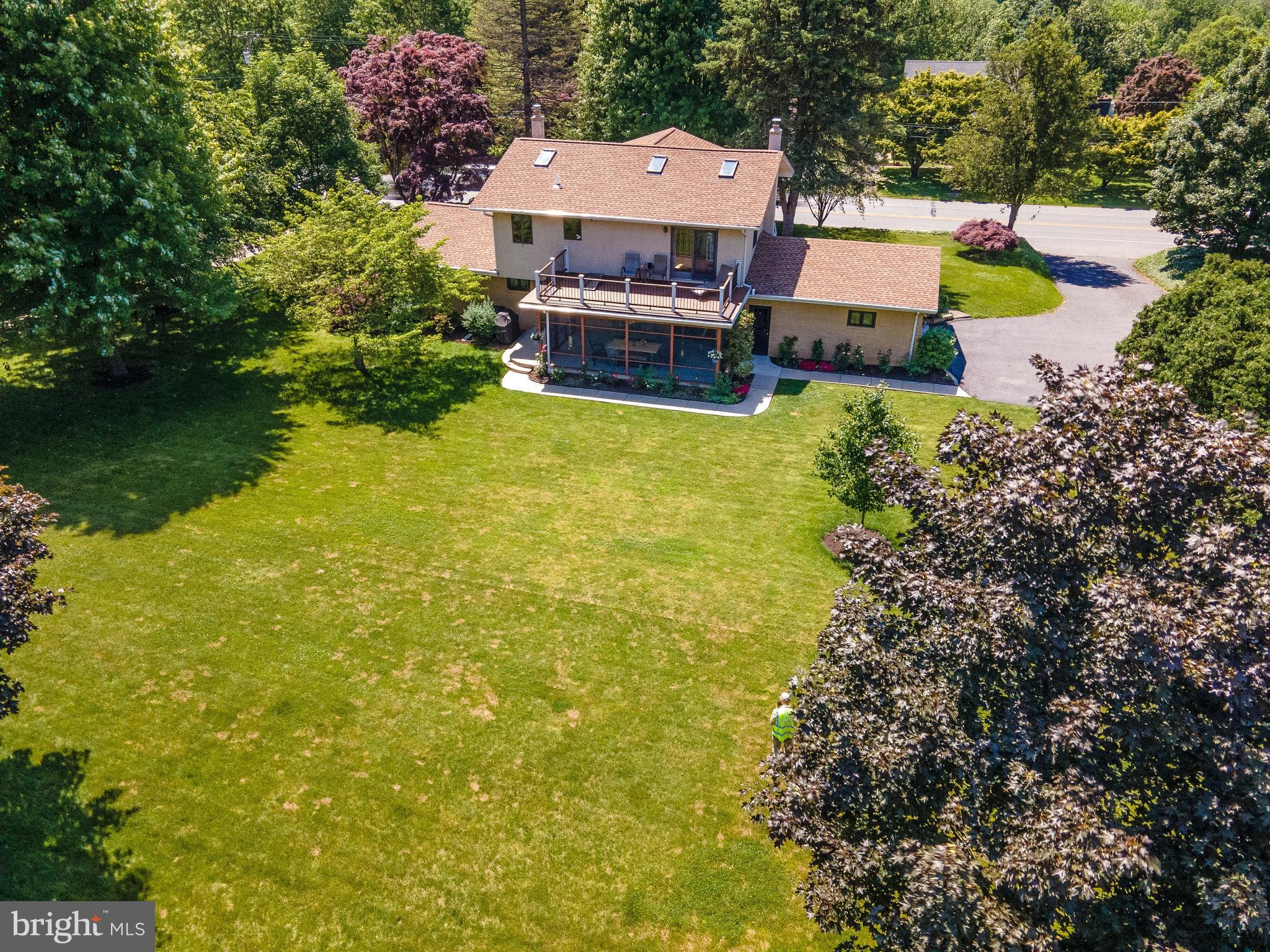 712 Brookhaven Road Wallingford, PA 19086 - Photo 59 of 65 Aerial View of Huge Yard