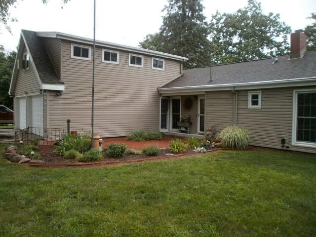 7565 West Snyder Road Warsaw, IN 46580 - Photo 3 of 29 Gallery Image 3