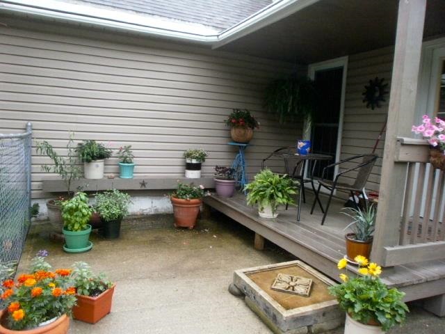 7565 West Snyder Road Warsaw, IN 46580 - Photo 10 of 29 Gallery Image 10