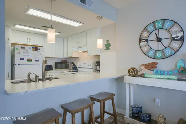 $399,888 | 2000 New River Inlet Road, Unit 3309, North Topsail Beach, NC 28460