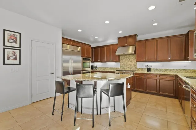 $1,595,000 | 1932 Corte Verbena, Chula Vista, CA 91914