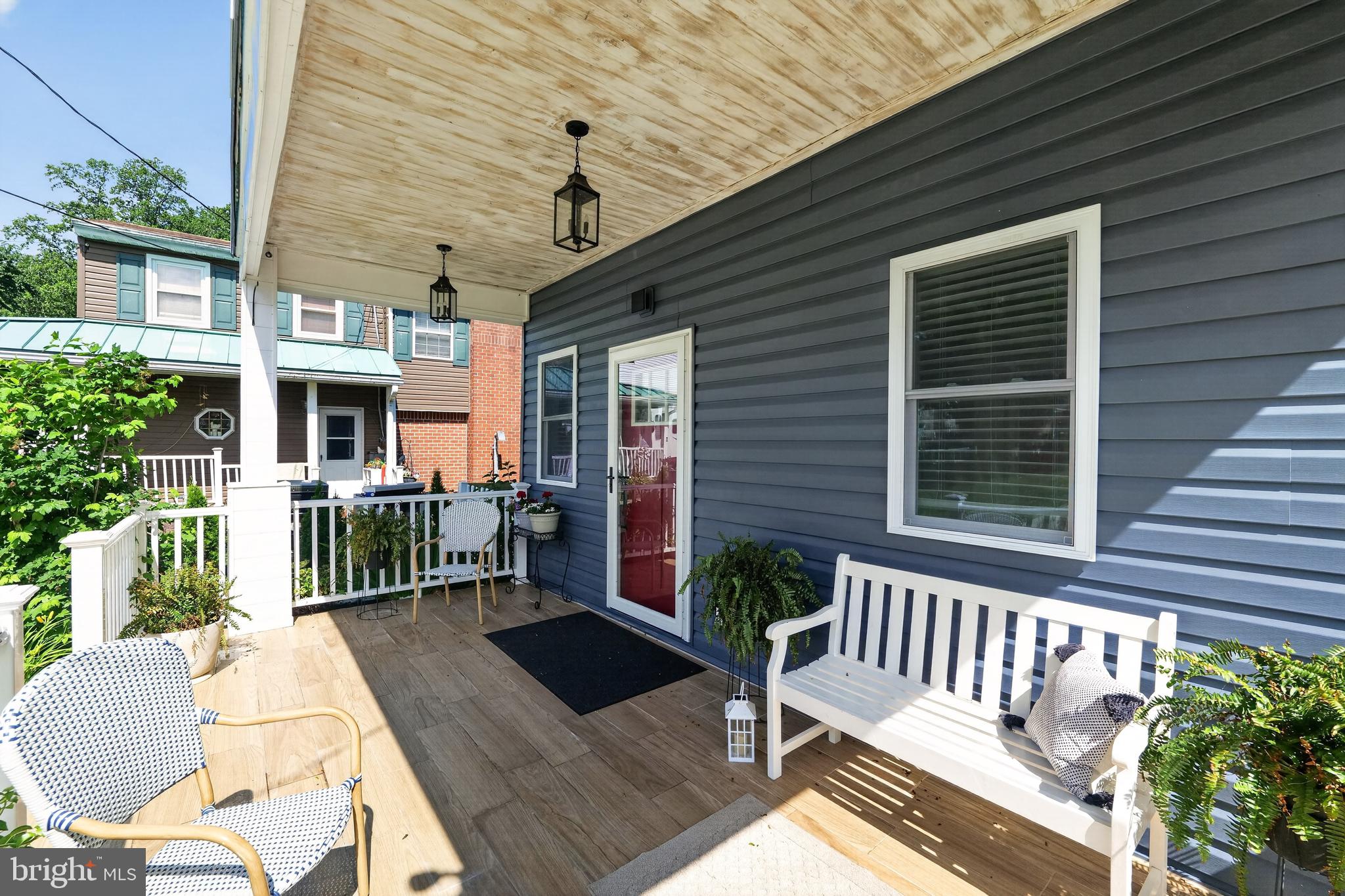 1914 Poplar Road Essex, MD 21221 - Photo 3 of 56