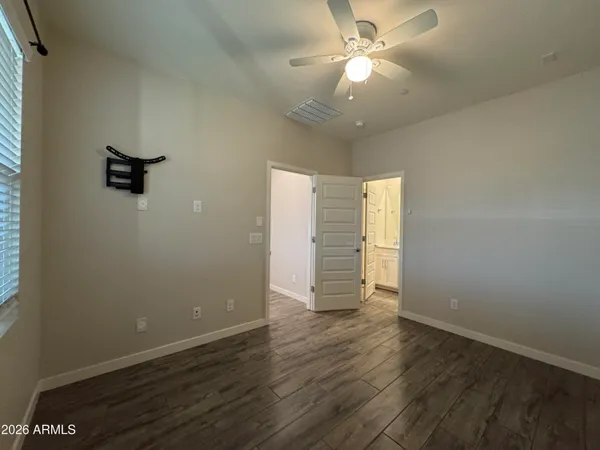 $2,500 | 4043 East Pony Lane, Unit 104, Gilbert, AZ 85295