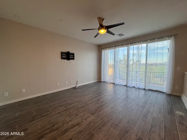 $2,500 | 4043 East Pony Lane, Unit 104, Gilbert, AZ 85295
