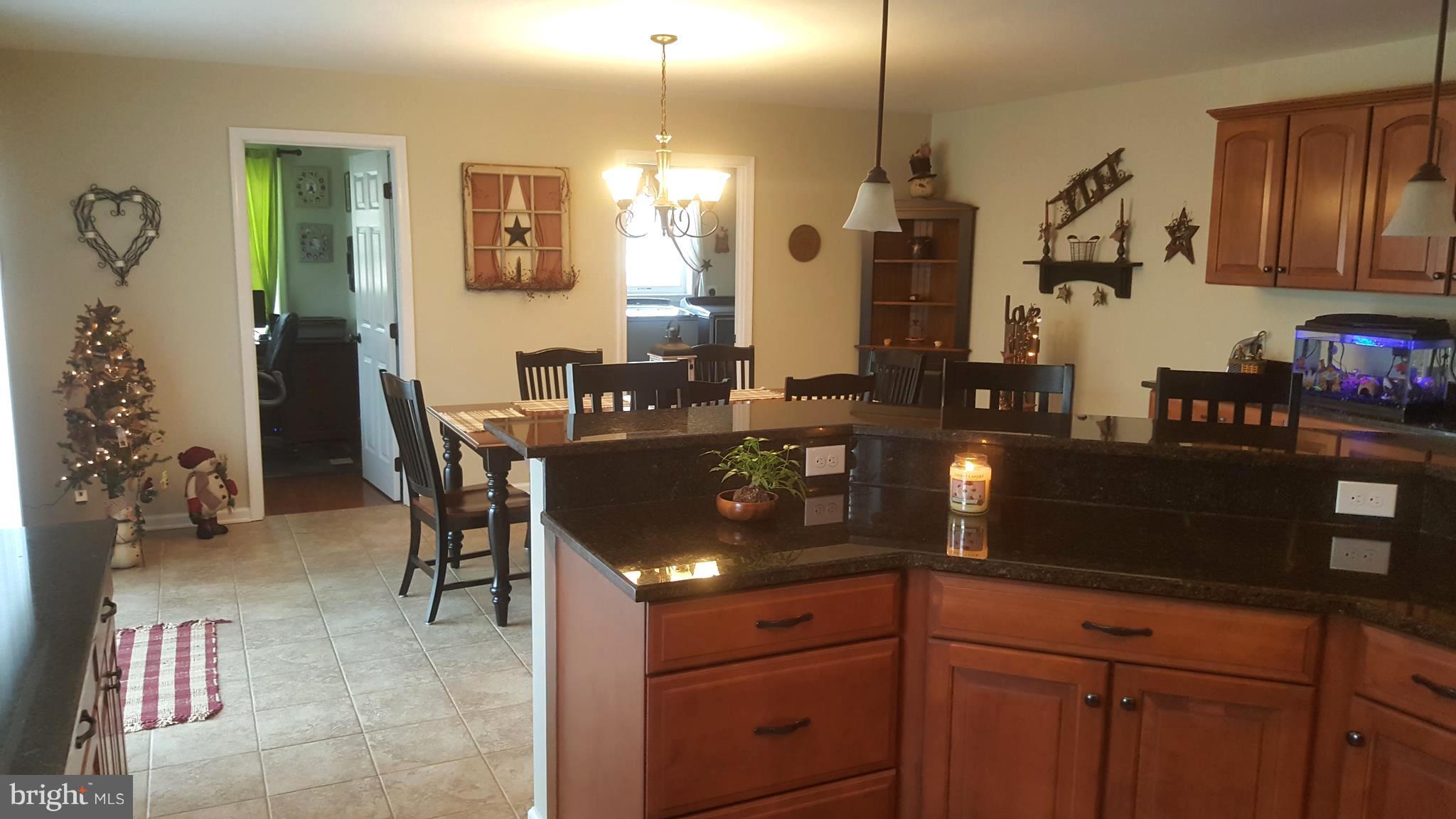 15926 Falling Waters Road Williamsport, MD 21795 - Photo 17 of 30 Interior (General)