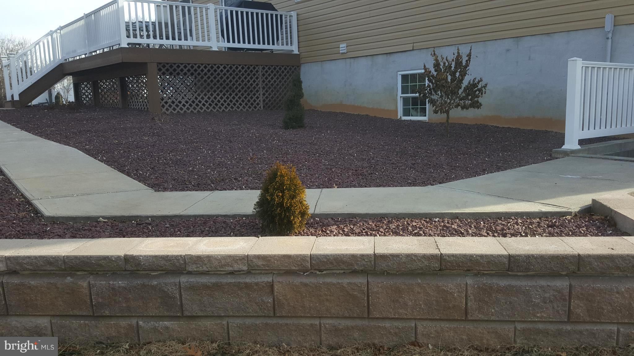15926 Falling Waters Road Williamsport, MD 21795 - Photo 24 of 30 Exterior (Rear)
