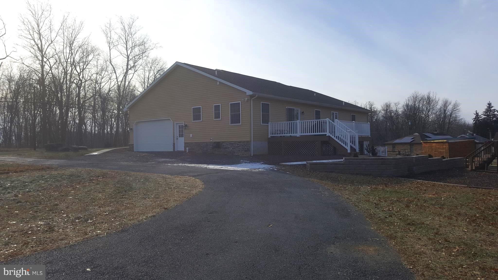 15926 Falling Waters Road Williamsport, MD 21795 - Photo 4 of 30 Exterior (Rear)