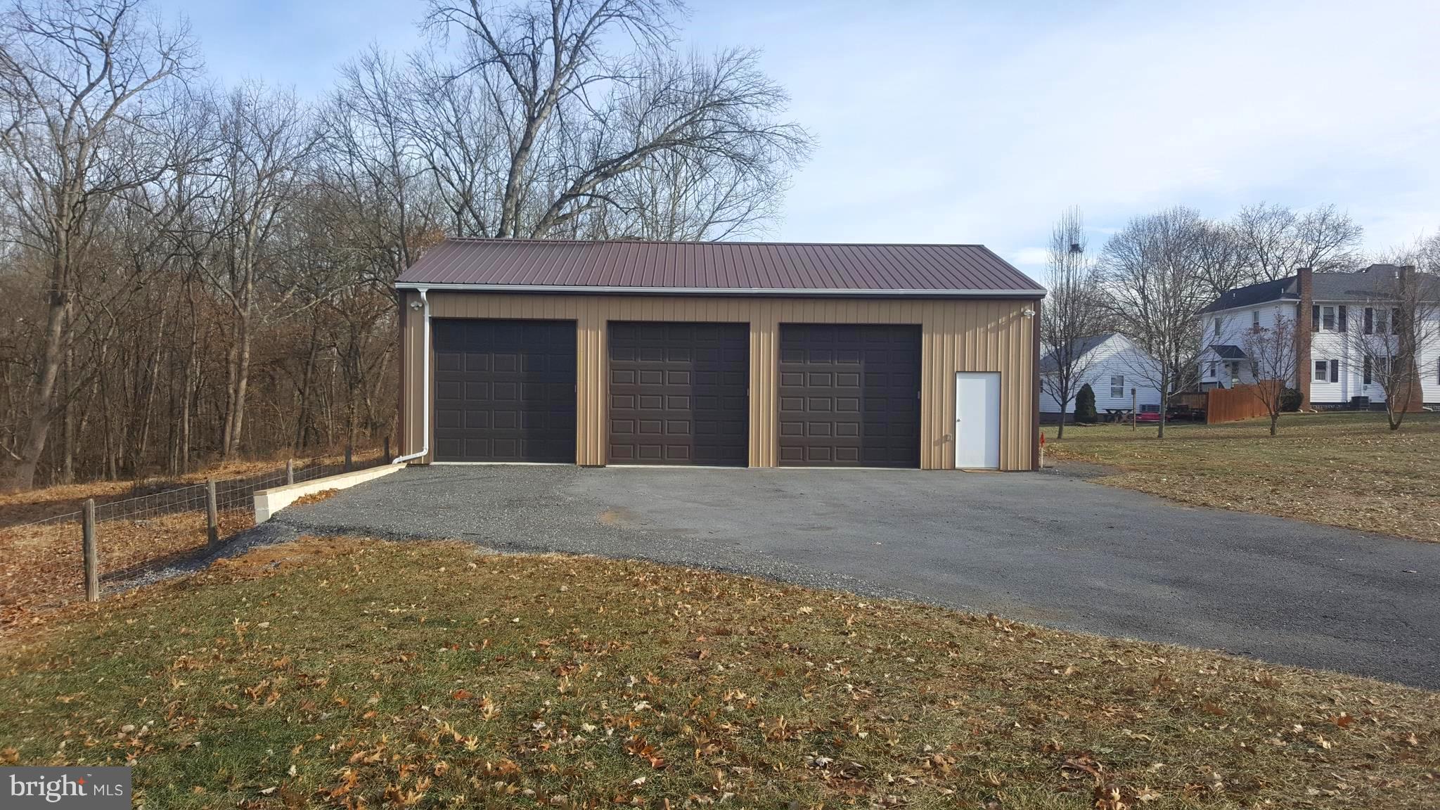 15926 Falling Waters Road Williamsport, MD 21795 - Photo 5 of 30 Exterior (General)