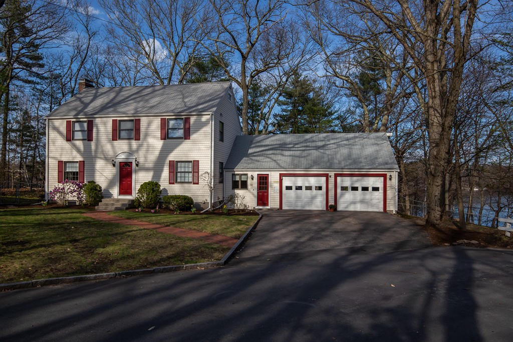 92 Lakeview Road Framingham, MA 01701 - Photo 1 of 30 Gallery Image 1