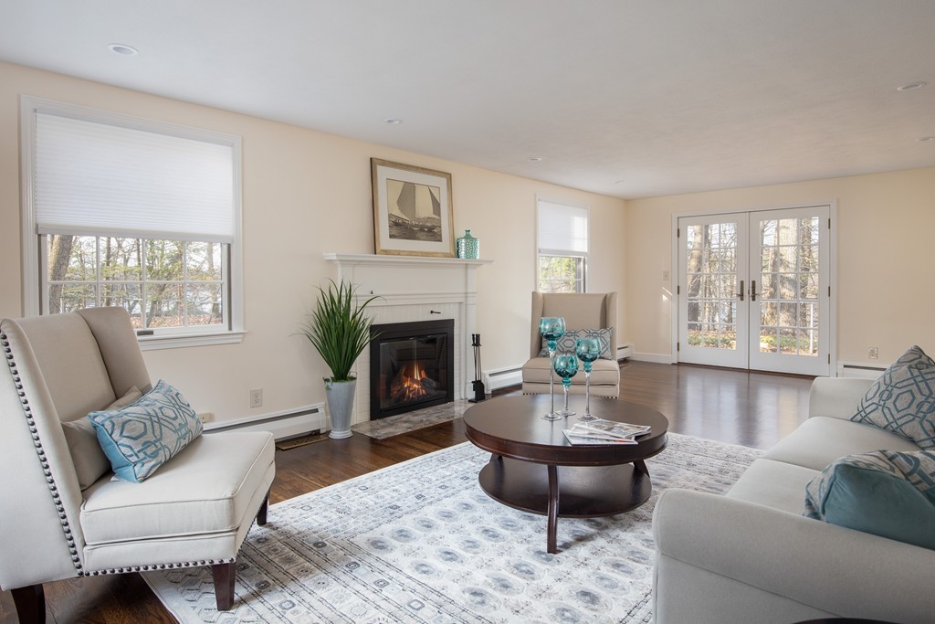92 Lakeview Road Framingham, MA 01701 - Photo 9 of 30 Gallery Image 9