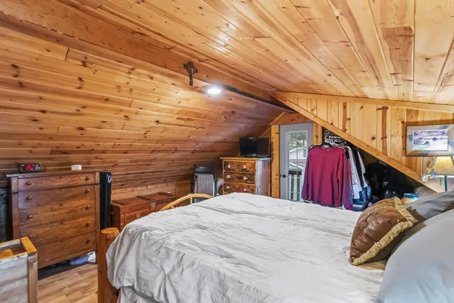 $355,900 | W8120 Eagle Court, Oxford, WI 53952