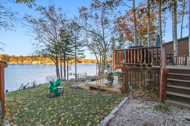 $355,900 | W8120 Eagle Court, Oxford, WI 53952