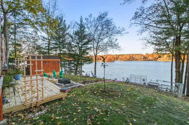 $355,900 | W8120 Eagle Court, Oxford, WI 53952