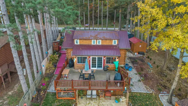 $355,900 | W8120 Eagle Court, Oxford, WI 53952