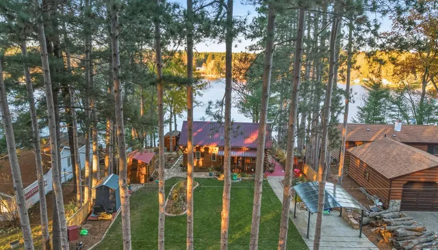 $355,900 | W8120 Eagle Court, Oxford, WI 53952