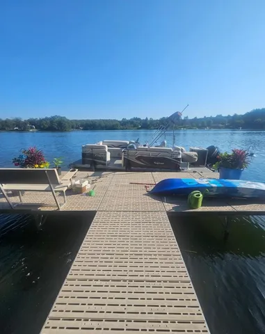 $355,900 | W8120 Eagle Court, Oxford, WI 53952