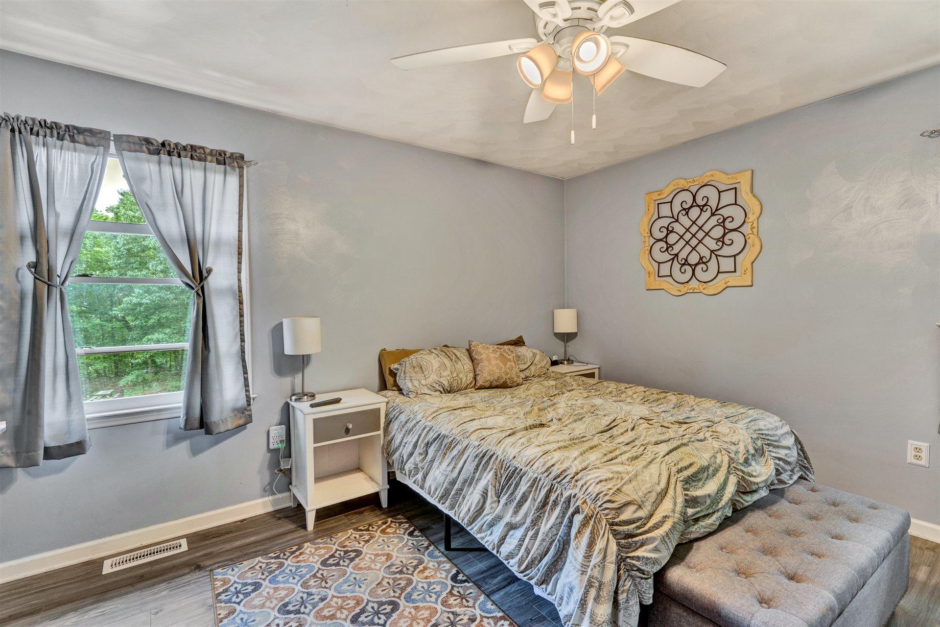 1635 Diamond Hill Road Moneta, VA 24121 - Photo 14 of 27 14-DSC2280