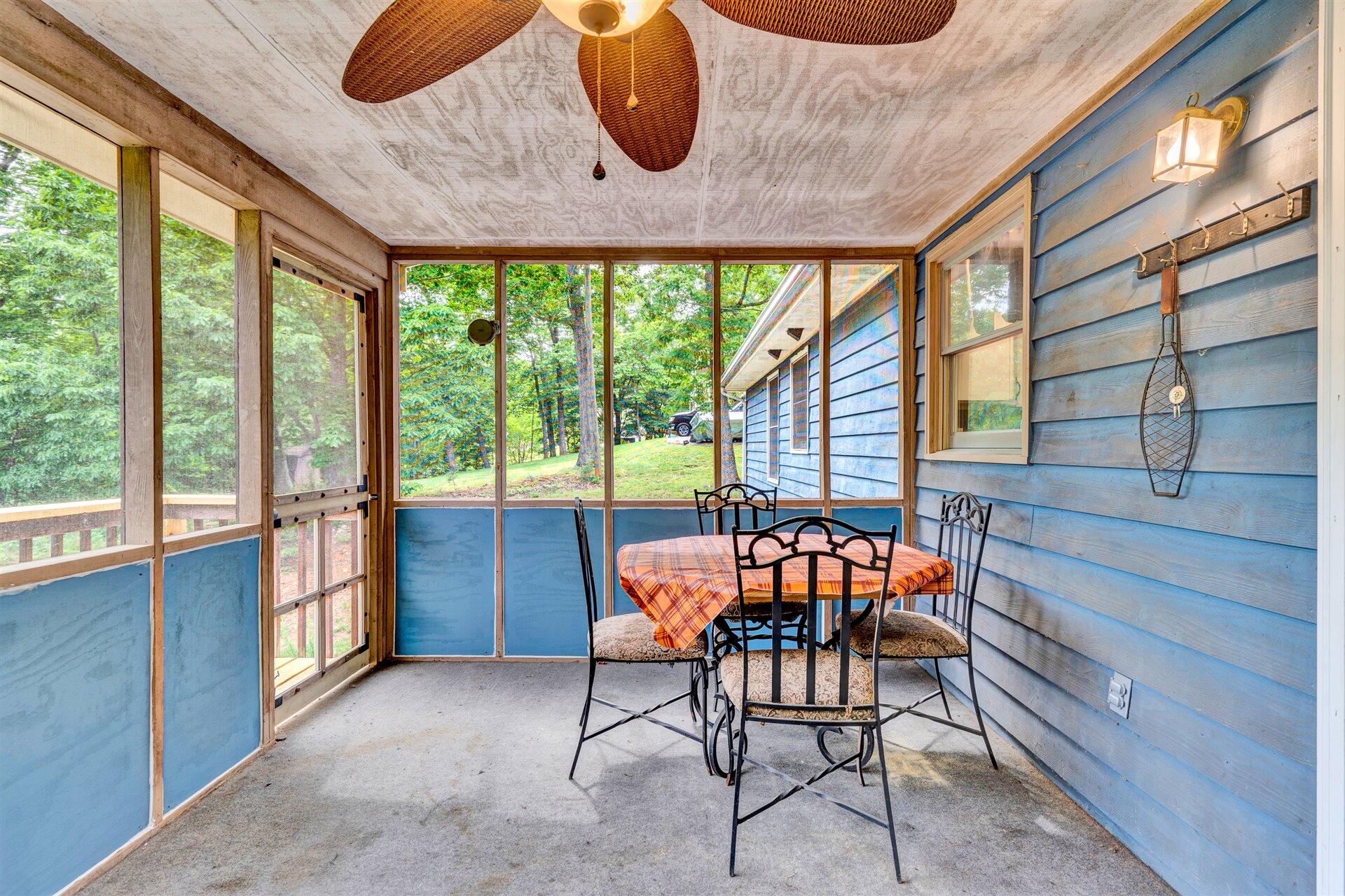 1635 Diamond Hill Road Moneta, VA 24121 - Photo 8 of 27 08-DSC2262