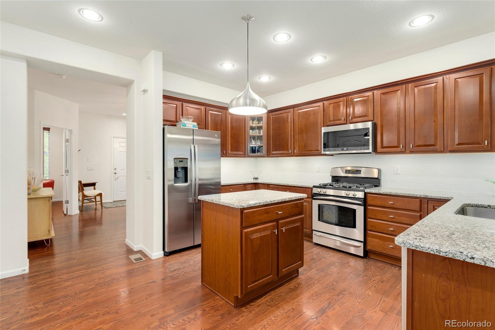 804 Rockhurst Drive, Unit A Highlands Ranch, CO 80129 - Photo 8 of 40