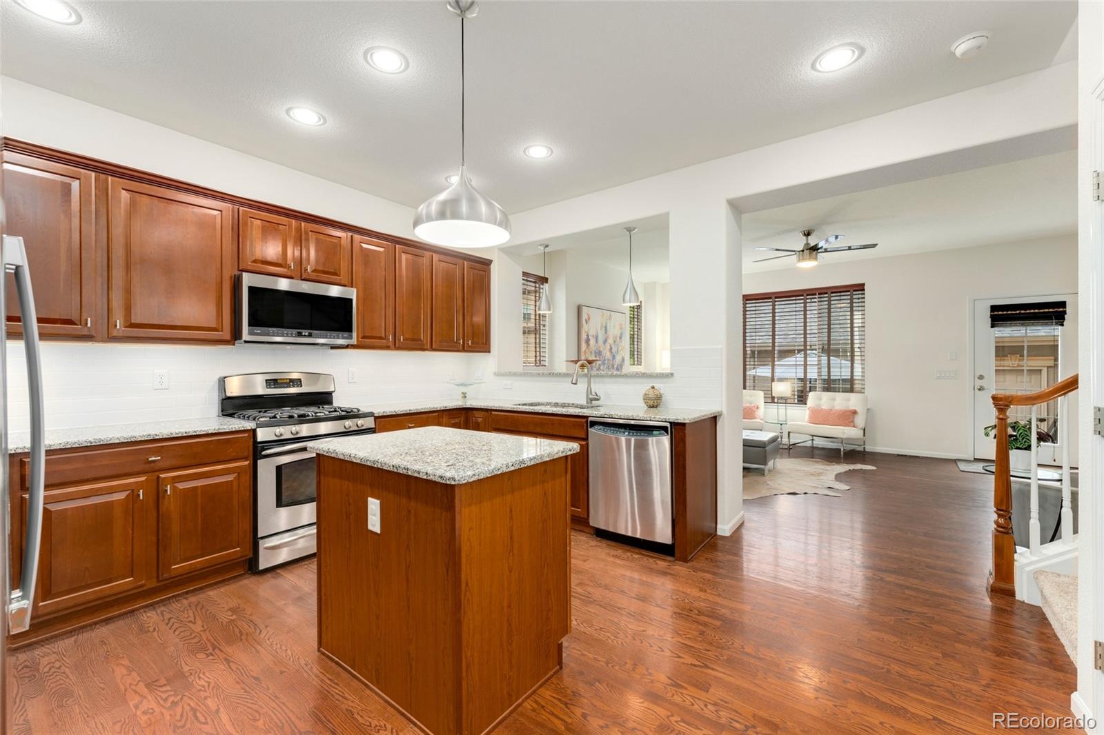 804 Rockhurst Drive, Unit A Highlands Ranch, CO 80129 - Photo 9 of 40