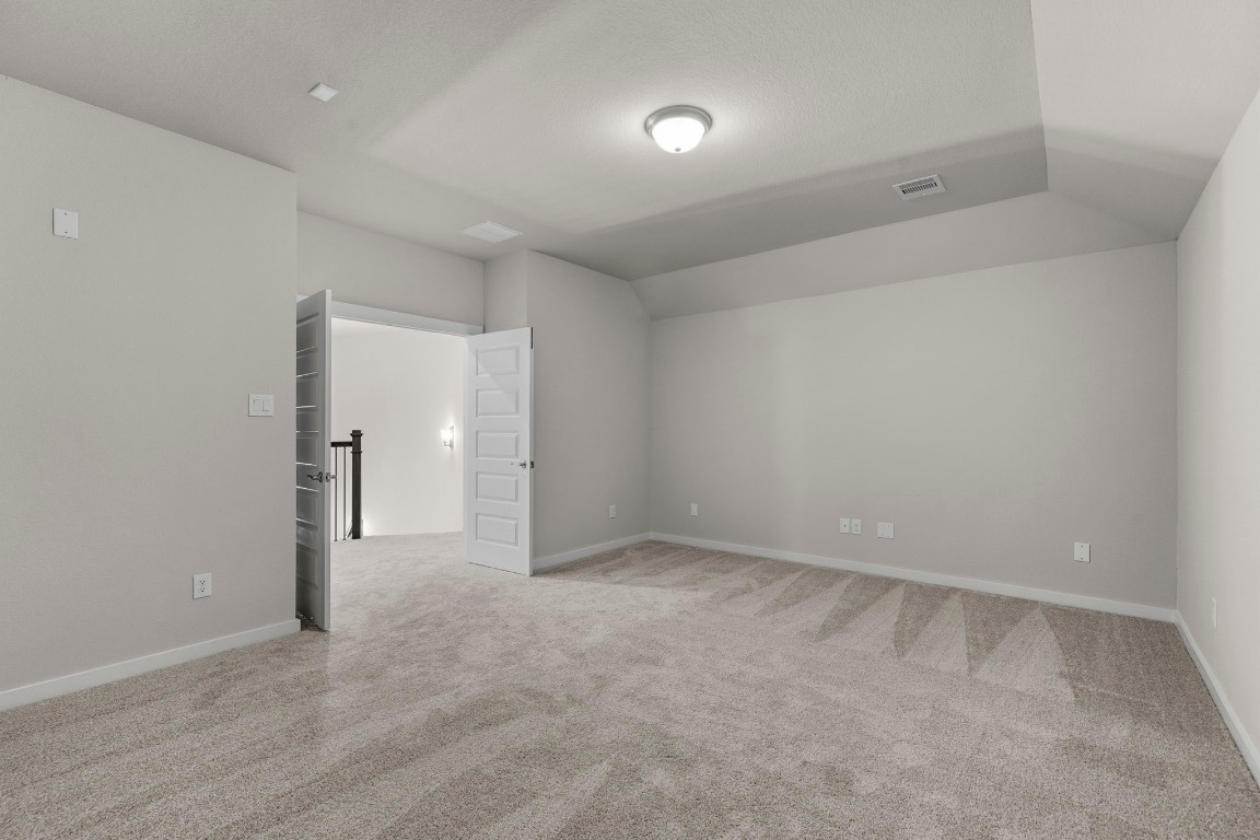 2137 Golden Spruce Court Conroe, TX 77301 - Photo 20 of 41 a view of an empty room