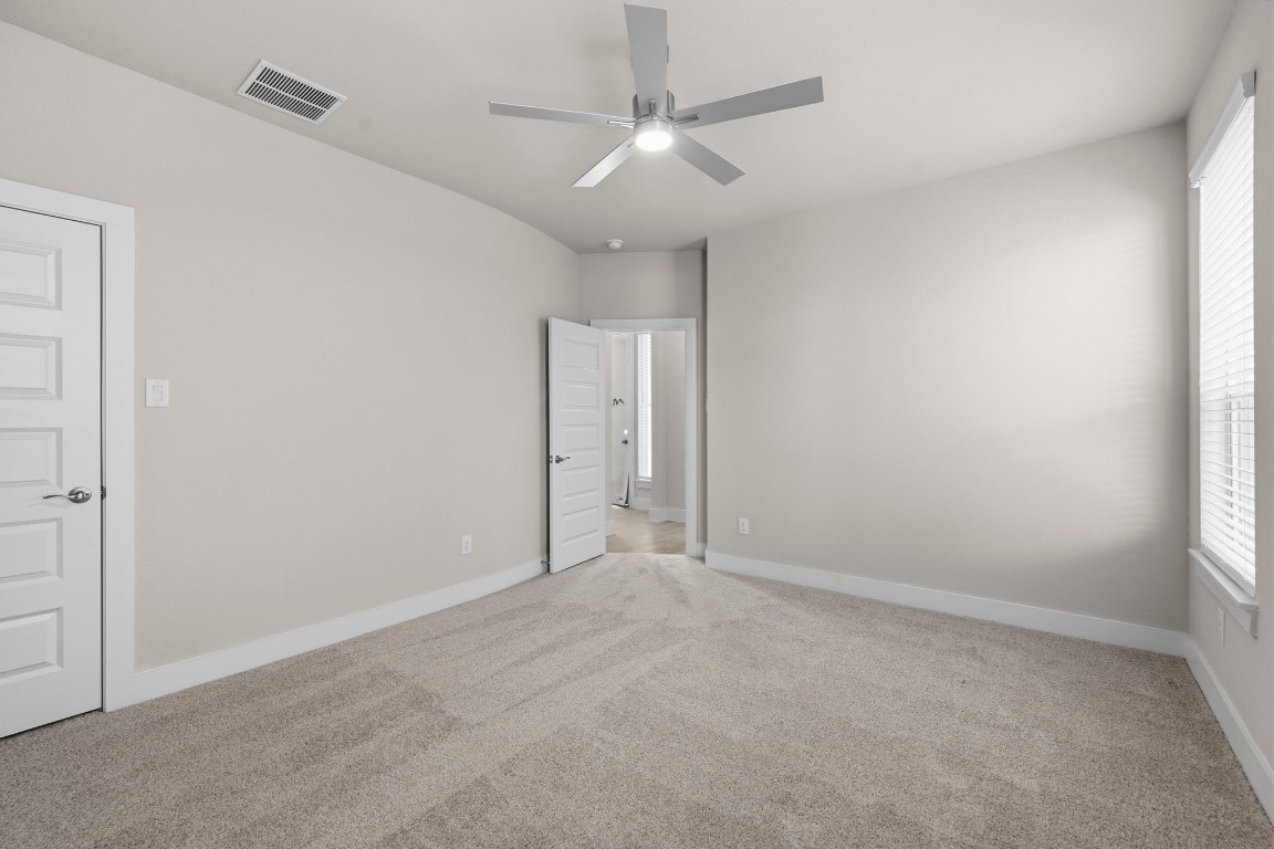 2137 Golden Spruce Court Conroe, TX 77301 - Photo 33 of 41 a view of an empty room