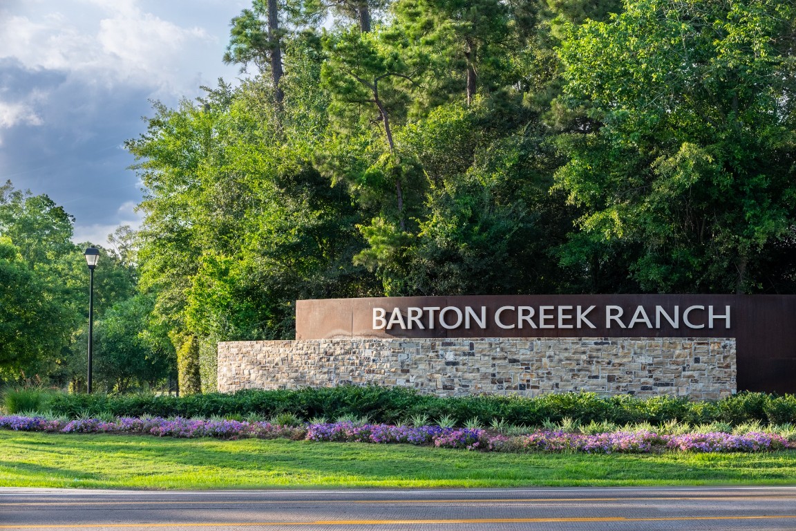 2137 Golden Spruce Court Conroe, TX 77301 - Photo 41 of 41 a sign that is on the side of a road