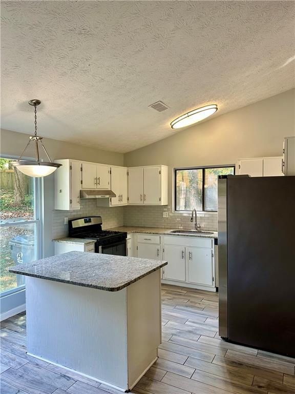 3897 Murdock Lane Duluth, GA 30096 - Photo 2 of 11