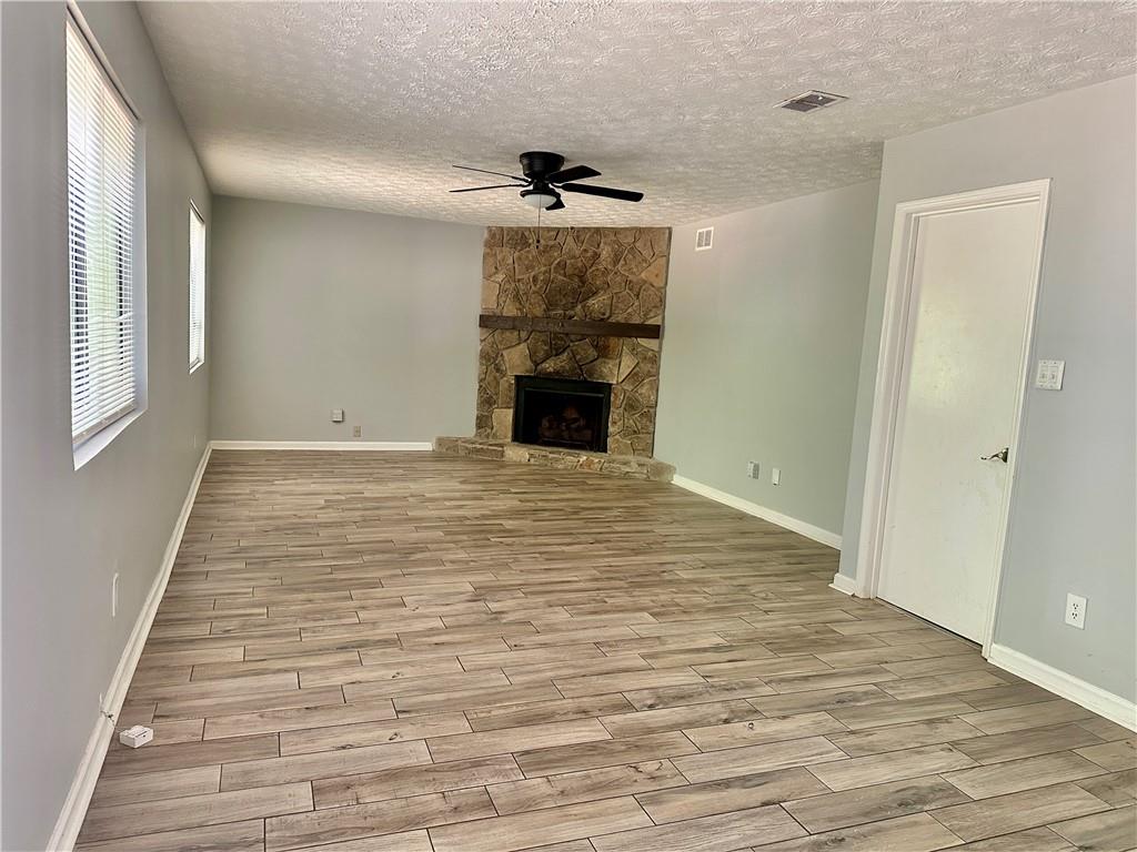 3897 Murdock Lane Duluth, GA 30096 - Photo 5 of 11