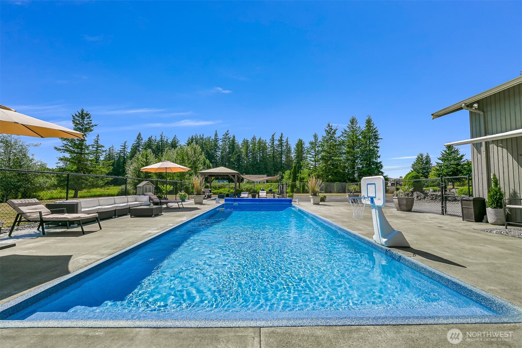 1835 East Smith Road Bellingham, WA 98226 - Photo 38 of 40