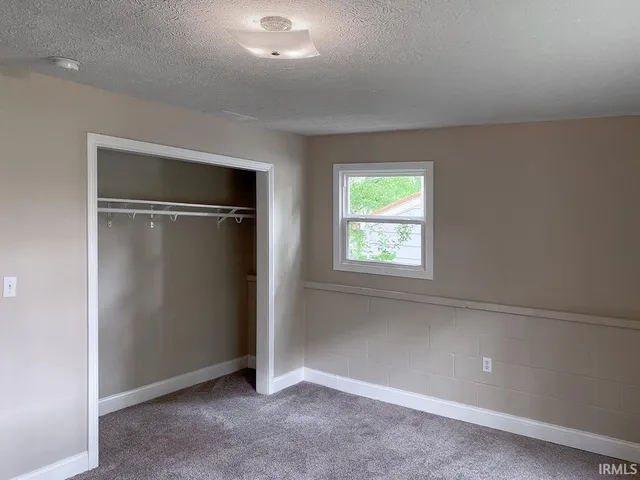 $3,500 | 905 South Lincoln Street, Bloomington, IN 47401