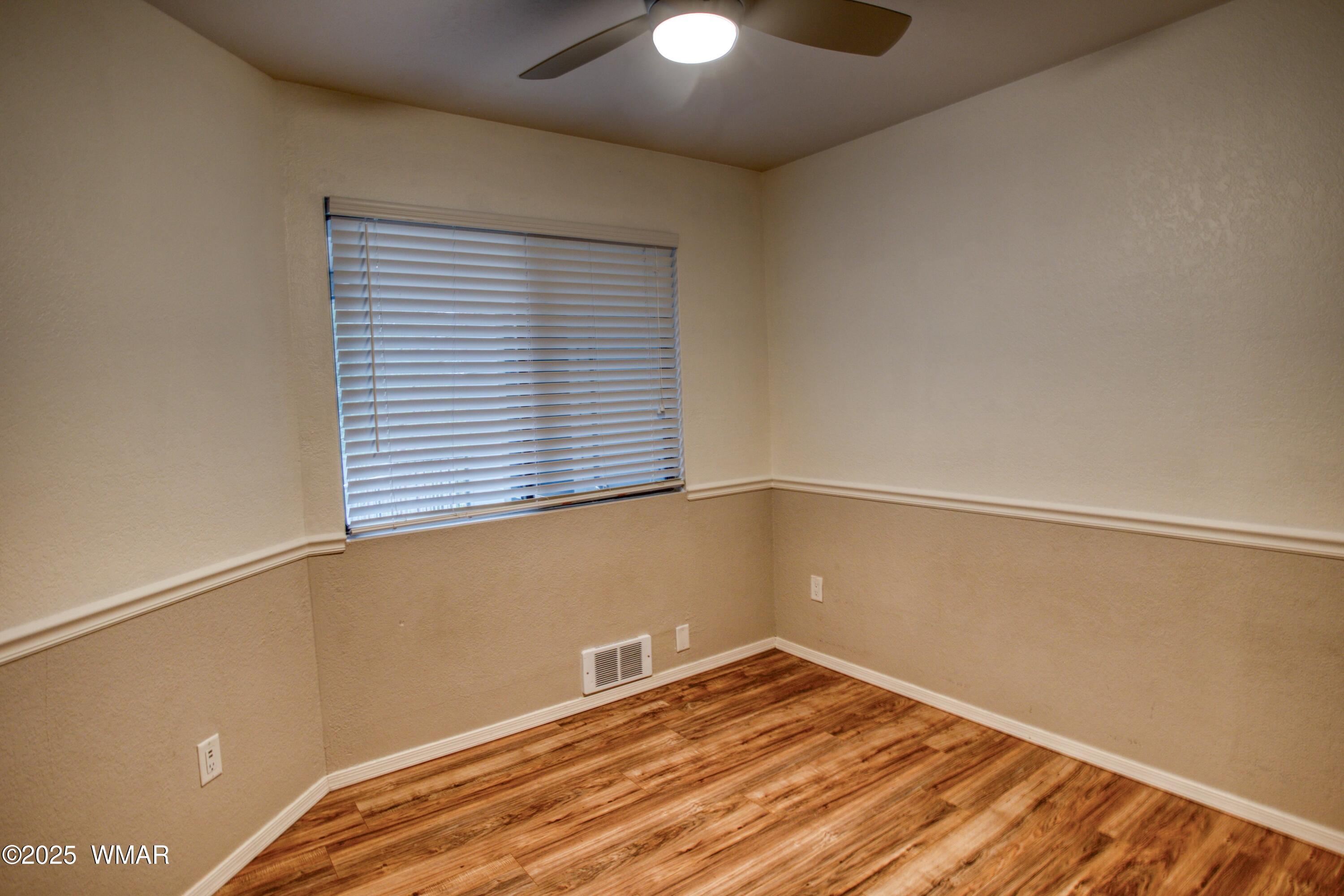 2700 South White Mountain Road, Unit 122 Show Low, AZ 85901 - Photo 9 of 25 a view of a room with a window