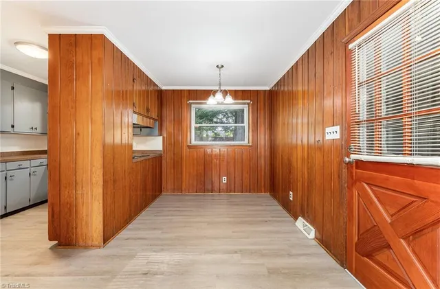 $1,400 | 218 Joyce Street, Madison, NC 27025