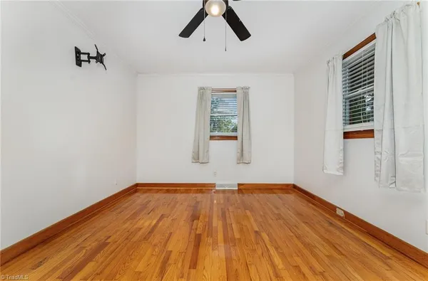 $1,400 | 218 Joyce Street, Madison, NC 27025