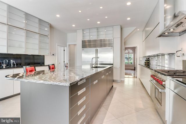 $3,400,000 | 6709 Sorrel Street, McLean, VA 22101