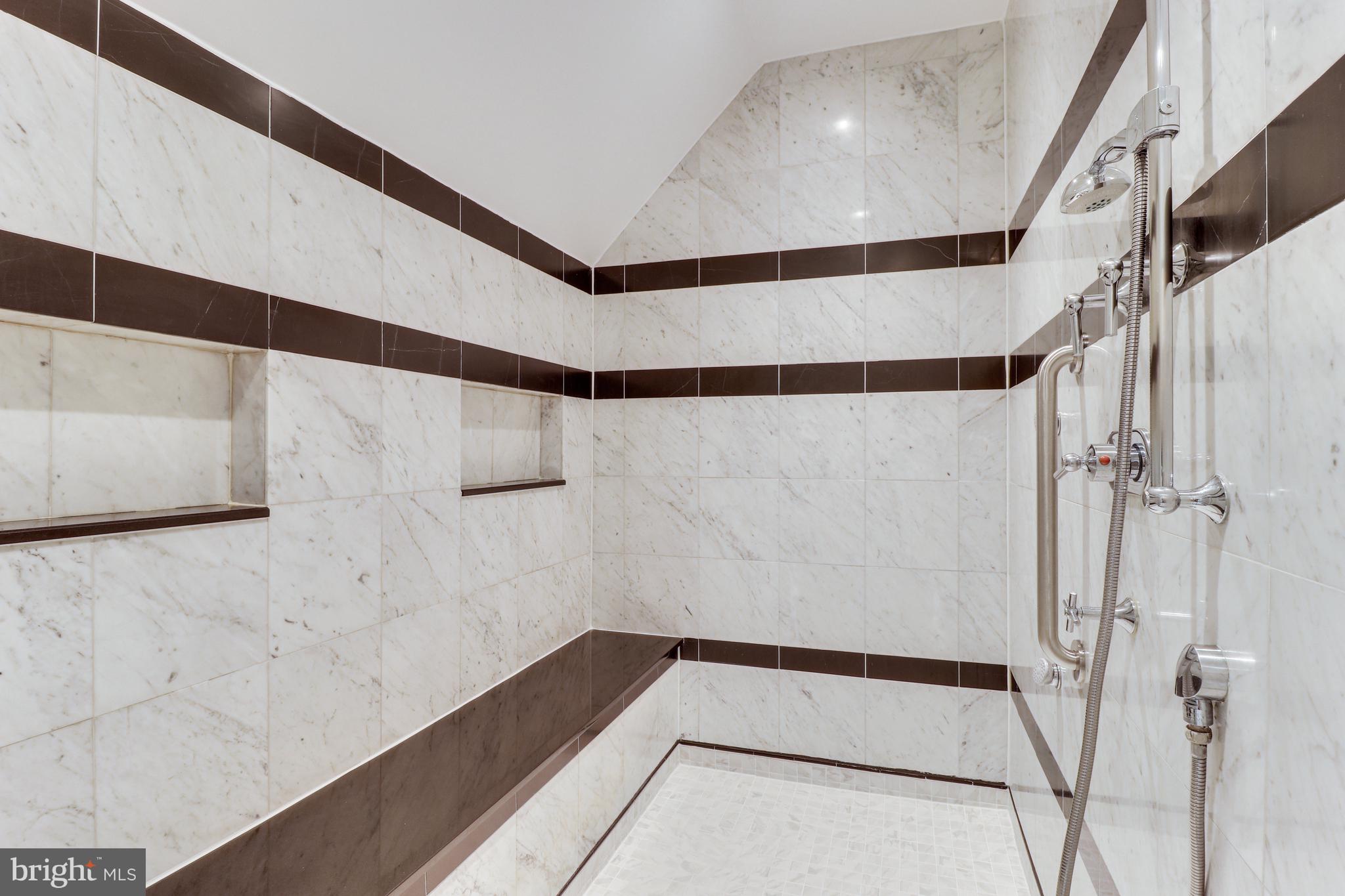 6709 Sorrel Street McLean, VA 22101 - Photo 36 of 57 Primary Bath