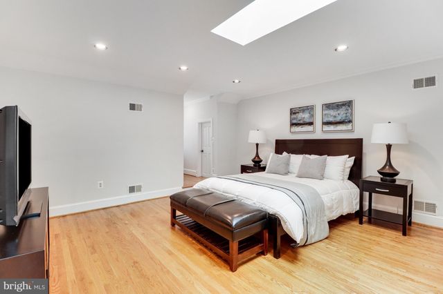 $3,400,000 | 6709 Sorrel Street, McLean, VA 22101