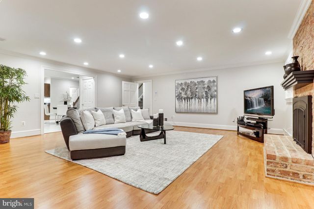 $3,400,000 | 6709 Sorrel Street, McLean, VA 22101