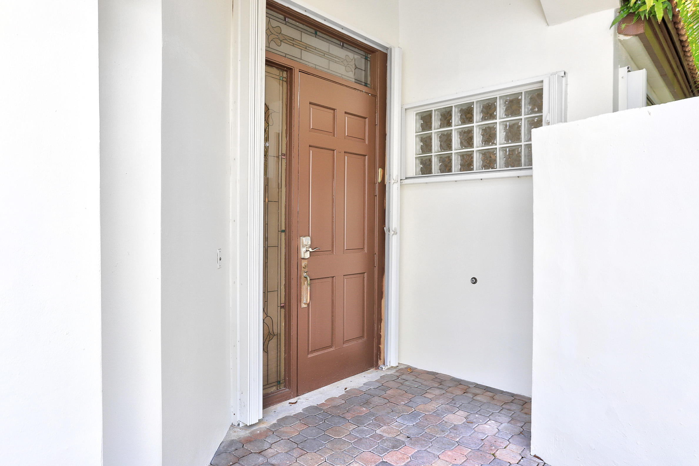 3418 Northwest 51st Place Boca Raton, FL 33496 - Photo 2 of 59 03_img_3372_3_4_5_6