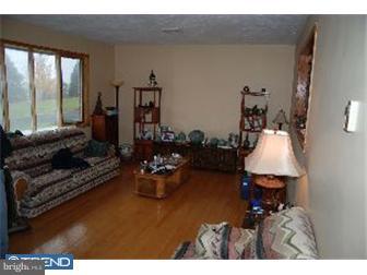 2701 Ridge Road Elverson, PA 19520 - Photo 2 of 6 Gallery Image 2