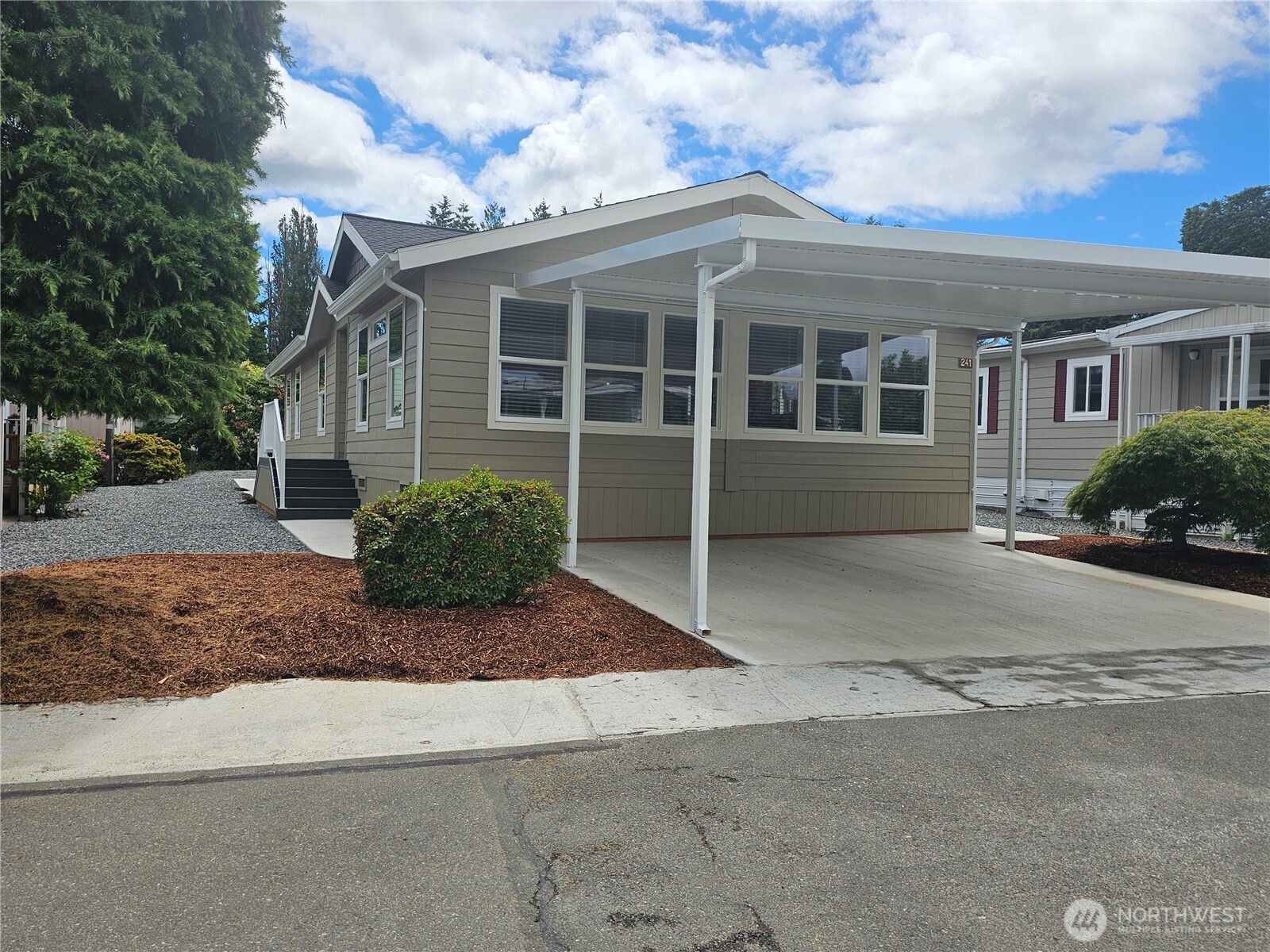 1725 242nd Street Southeast, Unit 241 Bothell, WA 98021 - Photo 1 of 1