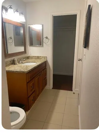 $800 | 10855 Meadowglen Lane, Unit 809, Houston, TX 77042