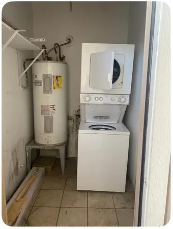 $800 | 10855 Meadowglen Lane, Unit 809, Houston, TX 77042