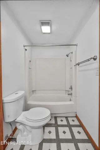 $185,000 | 4001 Valley View Drive Northeast, Unit 4, Knoxville, TN 37917