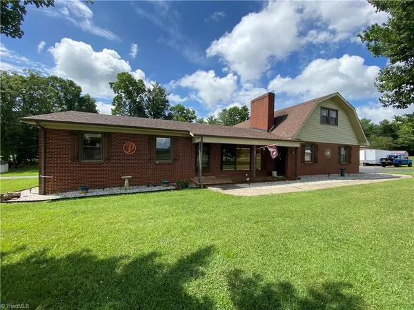 $399,900 | 331 Collins Road, Dobson, NC 27017
