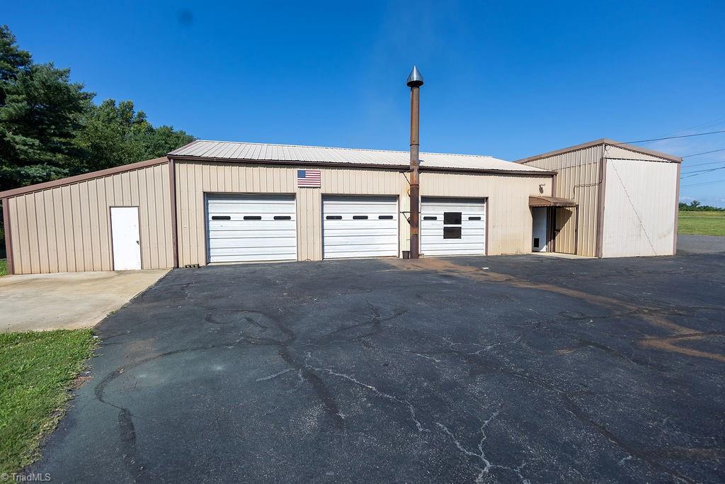 331 Collins Road Dobson, NC 27017 - Photo 36 of 50 rear deck