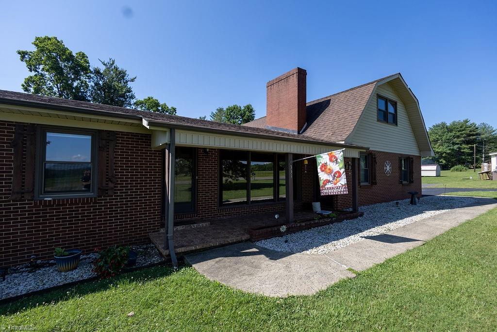 331 Collins Road Dobson, NC 27017 - Photo 4 of 50