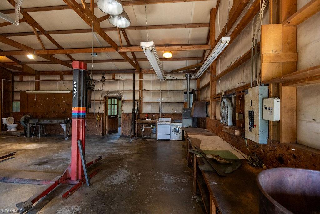 331 Collins Road Dobson, NC 27017 - Photo 43 of 50 Main part of shop