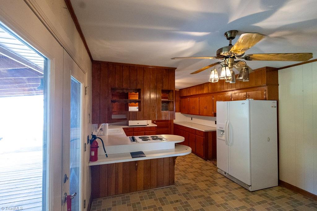 331 Collins Road Dobson, NC 27017 - Photo 7 of 50 kitchen