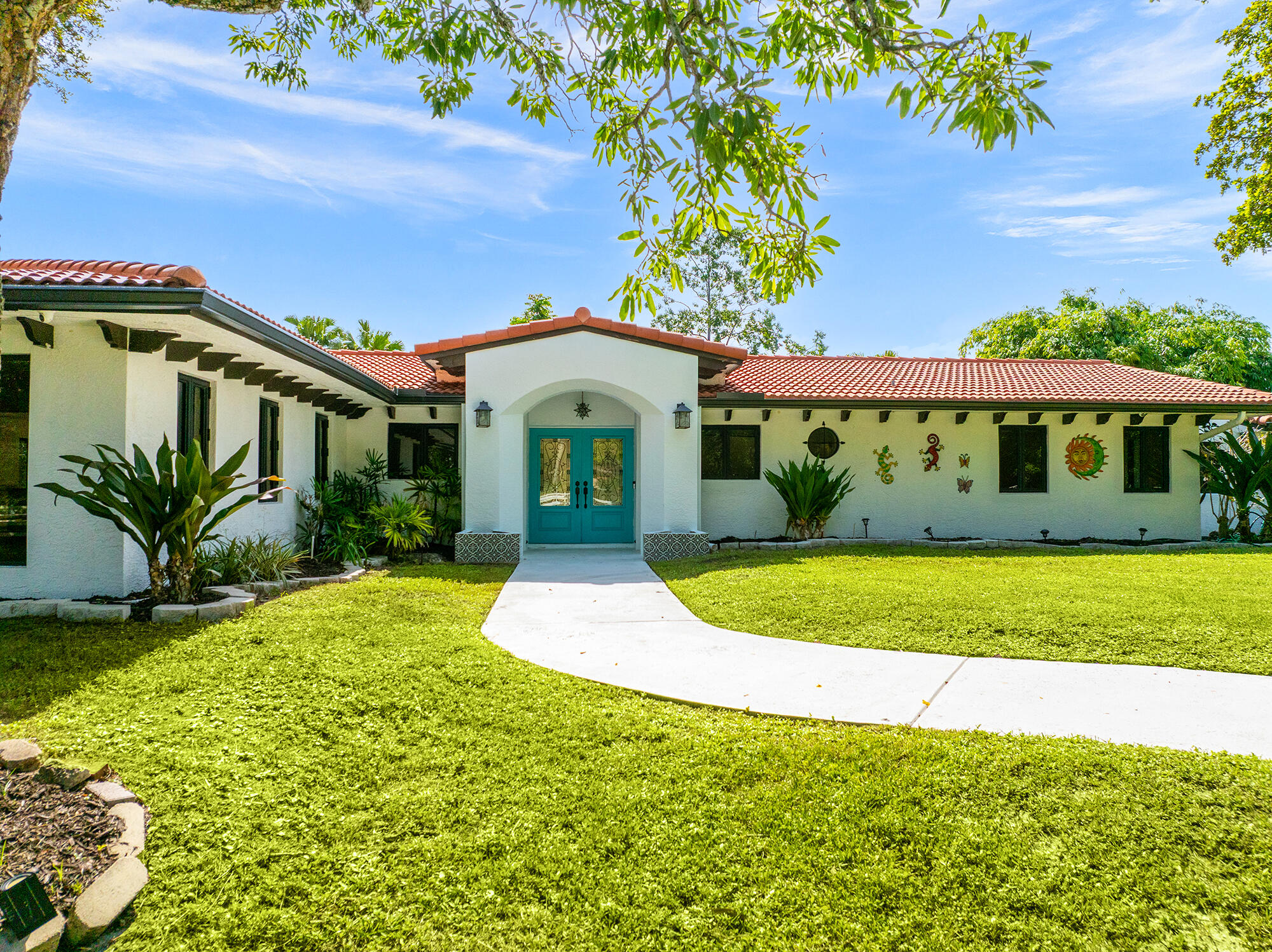 4950 Southwest 145th Avenue Southwest Ranches, FL 33330 - Photo 69 of 87 Front View